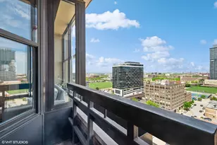 849 N Franklin St, Chicago, IL 60610 - Photo 9