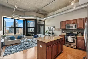 849 N Franklin St, Chicago, IL 60610 - Photo 5