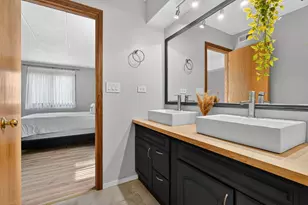10571 Palos Pl, Palos Hills, IL 60465 - Photo 7