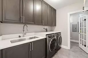 2660 N Hartland Ct, Chicago, IL 60614 - Photo 45