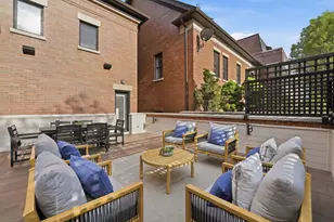 2660 N Hartland Ct, Chicago, IL 60614 - Photo 41
