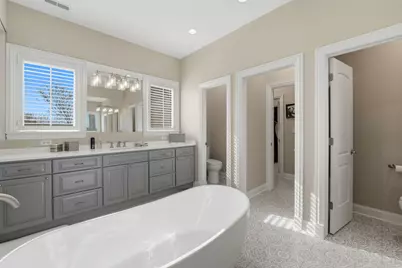 2660 N Hartland Court, Chicago, IL 60614 - Photo 27