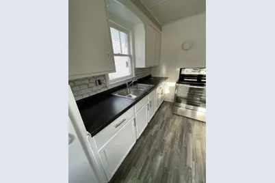 1254 S Chicago Avenue, Freeport, IL 61032 - Photo 7