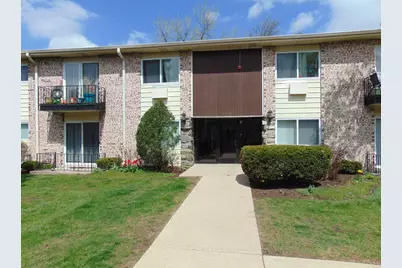 8996 Kennedy Drive #105E, Des Plaines, IL 60016 - Photo 1