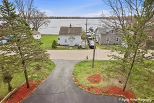 23278 W Lakeshore Dr, Antioch, IL 60002 - Photo 21