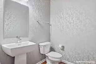 101 Lexington Ln, Rolling Meadows, IL 60008 - Photo 9