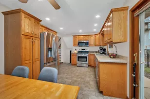 13808 Sandra Ln, Crestwood, IL 60418 - Photo 7