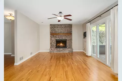 2530 Cheshire Drive, Aurora, IL 60504 - Photo 9
