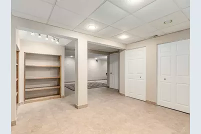 2530 Cheshire Drive, Aurora, IL 60504 - Photo 33