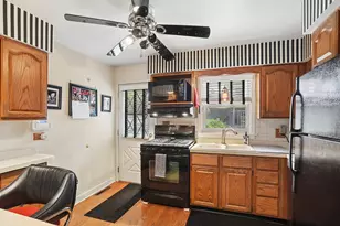2929 W 102nd Pl, Chicago, IL 60655 - Photo 9