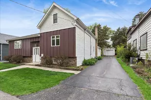 1631 Park St, McHenry, IL 60050 - Photo 3