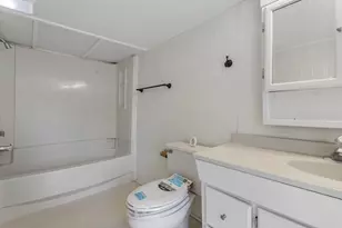 4931 E Glenwood Dr, Decatur, IL 62521 - Photo 21