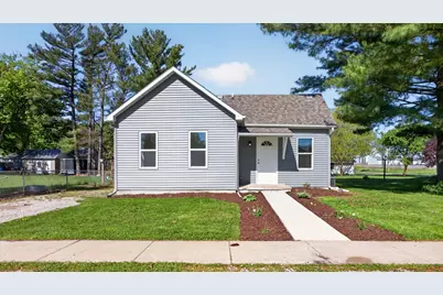 104 S Oak Street, Arrowsmith, IL 61722 - Photo 1
