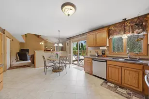 3552 Fairway Dr, Crete, IL 60417 - Photo 7