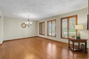 24 Lori Ln Ct, Geneseo, IL 61254 - Photo 5