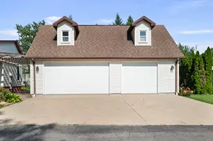 411 3rd St, Matherville, IL 61263 - Photo 41