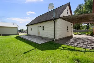 411 3rd St, Matherville, IL 61263 - Photo 5