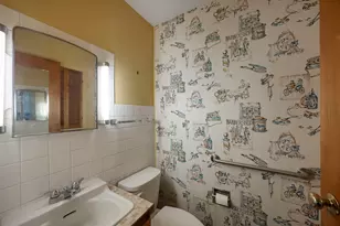 218 Gladys Ave, Fox River Grove, IL 60021 - Photo 9