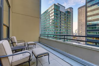 130 S Canal Street #9F, Chicago, IL 60606 - Photo 7