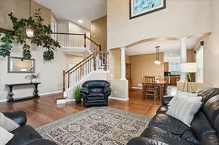 1816 Prairie Ridge Cir, Lindenhurst, IL 60046 - Photo 7
