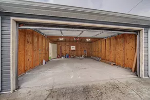 1511 N Linder Ave, Chicago, IL 60651 - Photo 25
