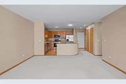 100 N Bokelman Street #330, Roselle, IL 60172 - Photo 11