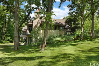 8806 Whispering Pines Trail, Woodstock, IL 60098 - Photo 3