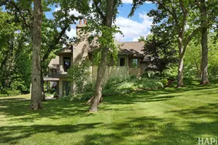 8806 Whispering Pnes Trl, Woodstock, IL 60098 - Photo 3