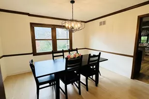 817 Huntleigh Dr, Naperville, IL 60540 - Photo 5
