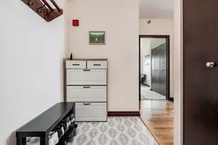 33 W Ontario St, Chicago, IL 60654 - Photo 5