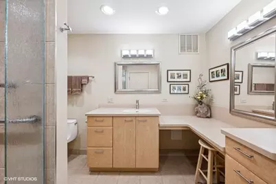 1100 N Lake Shore Drive #11B, Chicago, IL 60611 - Photo 15