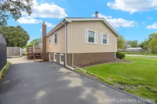 940 S Villa Ave, Villa Park, IL 60181 - Photo 17