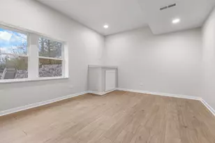 330 Oak Hill Ct, Antioch, IL 60002 - Photo 33