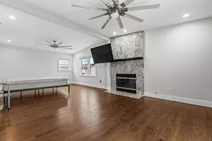 330 Oak Hill Ct, Antioch, IL 60002 - Photo 13