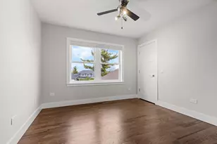 330 Oak Hill Ct, Antioch, IL 60002 - Photo 19