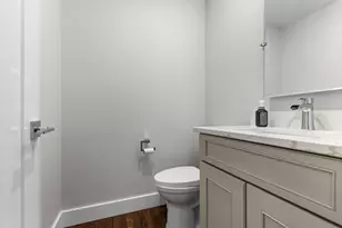 330 Oak Hill Ct, Antioch, IL 60002 - Photo 35