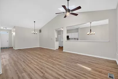 21533 Papoose Lake Court, Crest Hill, IL 60403 - Photo 5
