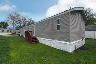 57 Redwood Manor Dr, Pontiac, IL 61764 - Photo 19