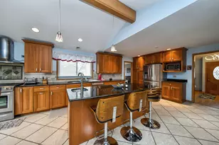 879 Lakeside Dr, Bartlett, IL 60103 - Photo 3