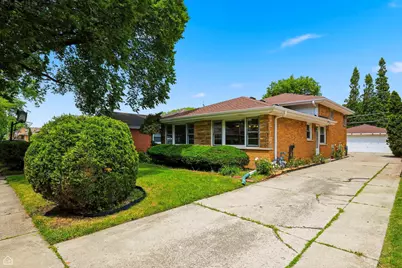5814 Keeney Street, Morton Grove, IL 60053 - Photo 3