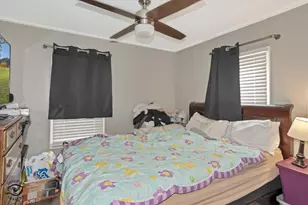 448 N Michigan Ave, Bradley, IL 60915 - Photo 9