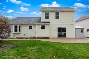 900 Ashford Ln, Westmont, IL 60559 - Photo 21
