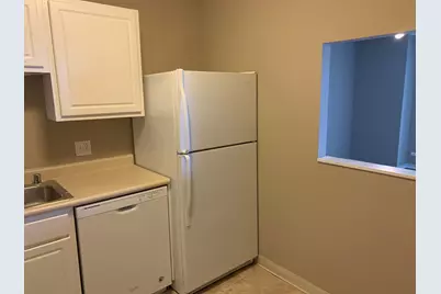 10 E Ontario Street #3307, Chicago, IL 60611 - Photo 9