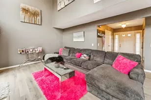 500 Ascot Ln, Streamwood, IL 60107 - Photo 3