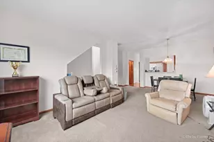 1404 New Haven Dr, Cary, IL 60013 - Photo 7