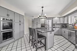 5N617 Forest Glen Ln, Saint Charles, IL 60175 - Photo 17
