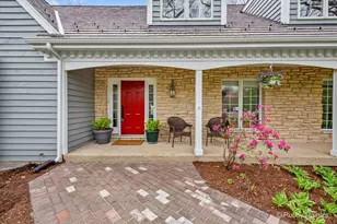 5N617 Forest Glen Ln, Saint Charles, IL 60175 - Photo 9