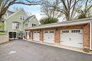 6710 Hillside Rd, Crystal Lake, IL 60012 - Photo 43