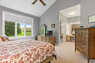 3 Sunvalley Ct, Lake in the Hills, IL 60156 - Photo 15