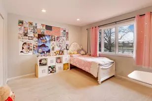 654 Picardy Cir, Northbrook, IL 60062 - Photo 15